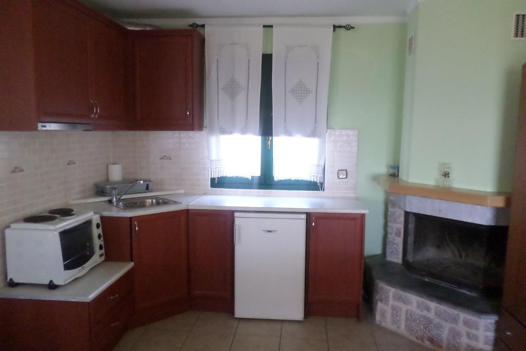 To Asteri Apartment Avgonima Room photo